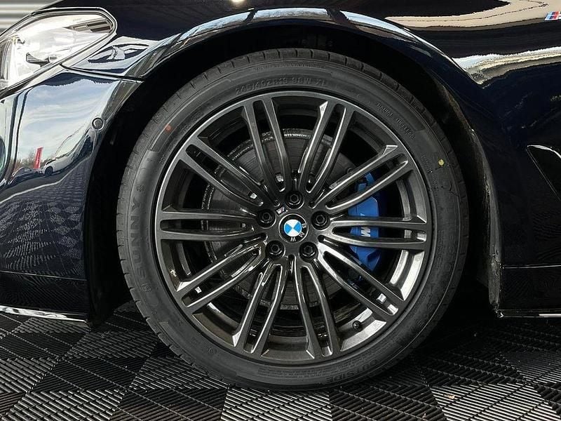 Gebraucht BMW 540 Performance 340 PS (250 kW) 2018 Schwarz Limousine