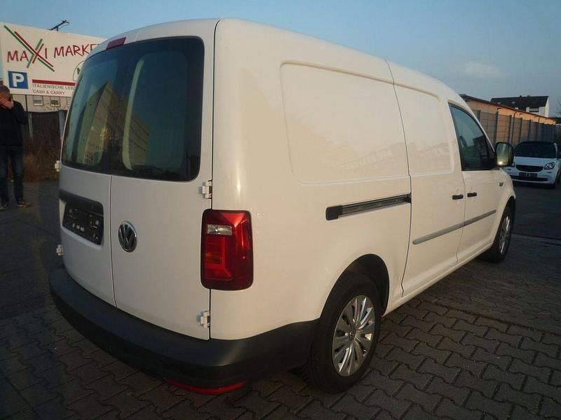 Gebraucht VW Caddy Maxi 102 PS (75 kW) 2018 Weiß Van / Kleinbus