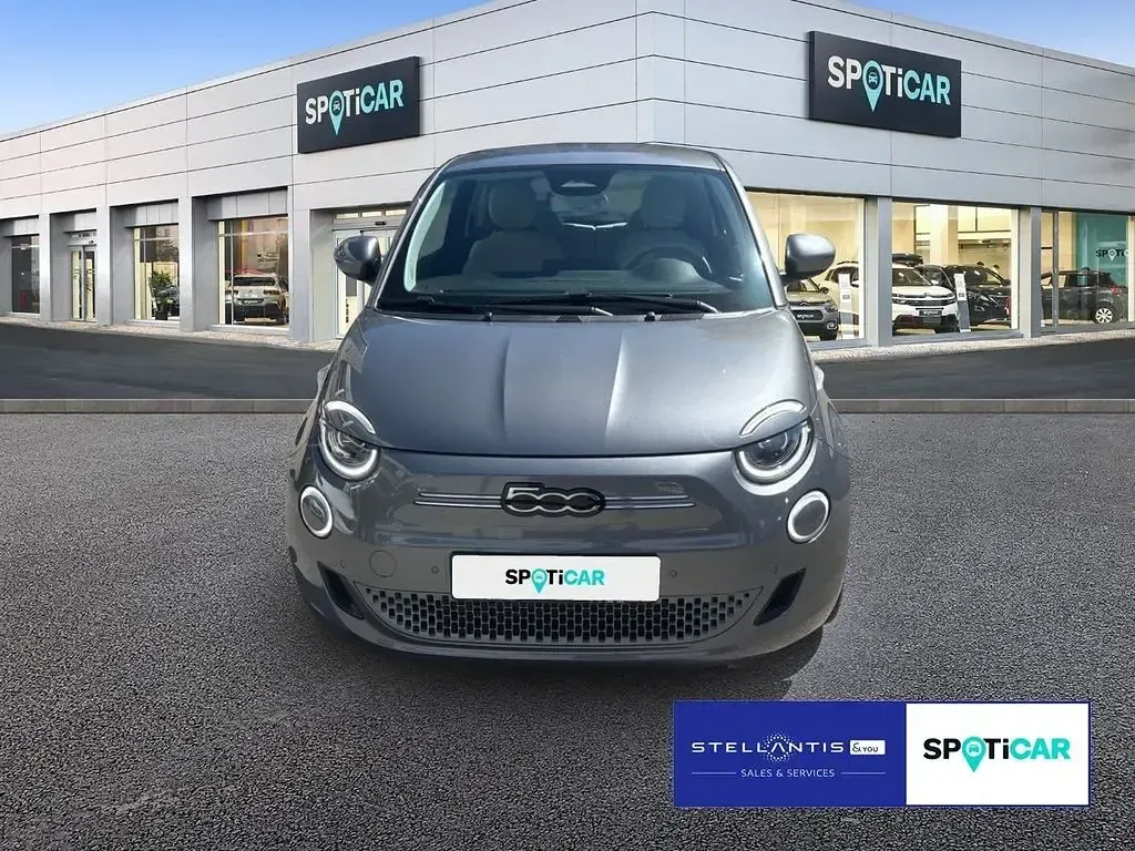 Gebraucht Fiat 500e La Prima 86 kW (118 PS) 2023 Grau Limousine