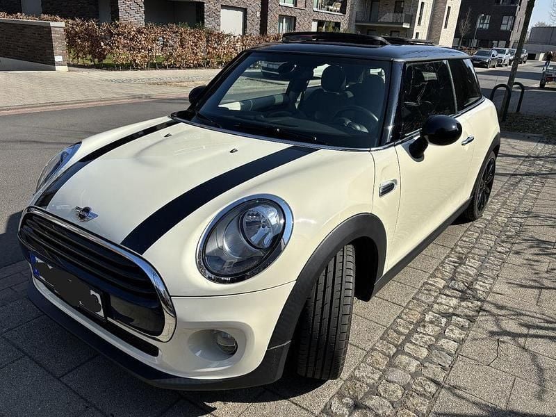 Weiß Gebraucht 2015 Mini Cooper Chili Kleinwagen | 11.600 € (Fairer Preis) - Bild 1/4