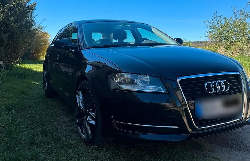 Second-hand Audi A3 Design 105 CP (77 kW) 2011 Negru Hatchback
