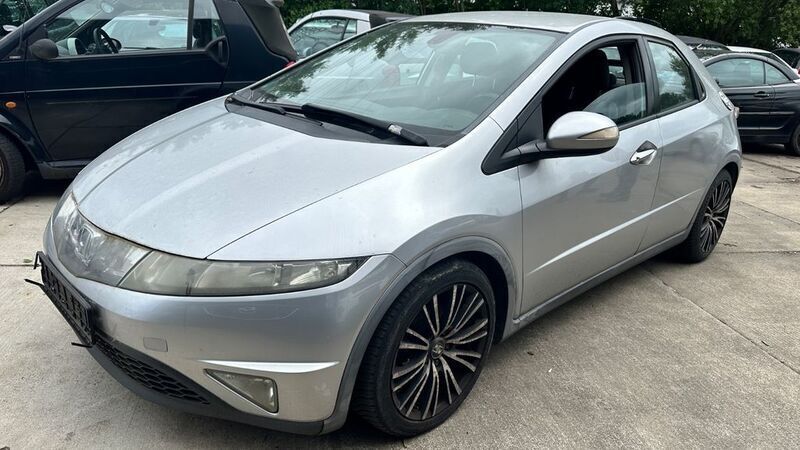 Silber Gebraucht 2008 Honda Civic Sport Limousine | 2.500 € (Fairer Preis) - Bild 1/4