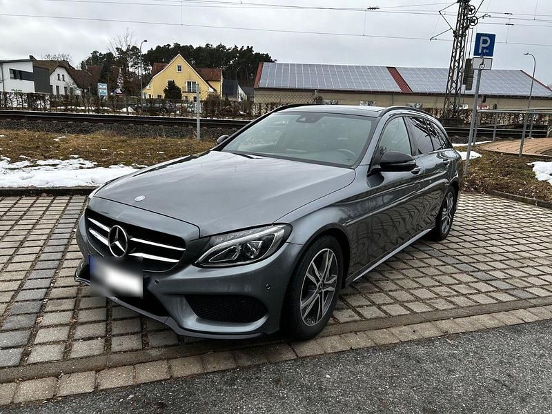 Gebraucht Mercedes C300 AMG line 245 PS (180 kW) 2017 Grau Kombi