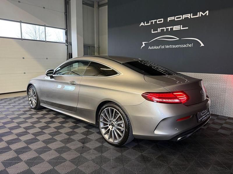 Gebraucht Mercedes C220 AMG line 194 PS (142 kW) 2020 Silber Coupé