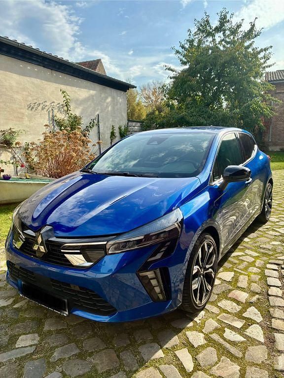 Blau Gebraucht 2024 Mitsubishi Colt Edition Limousine | 16.500 € (Superpreis) - Bild 1/4