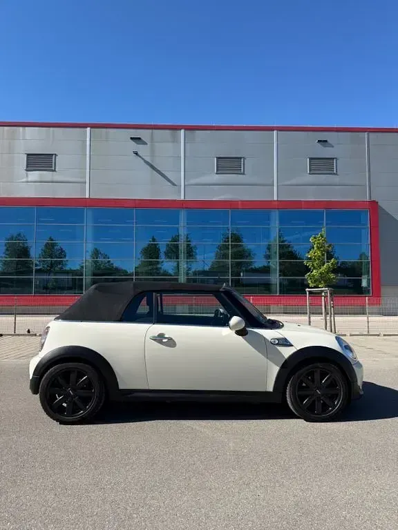 Gebraucht Mini Cooper S Cabriolet 184 PS (135 kW) 2012 Beige Cabrio