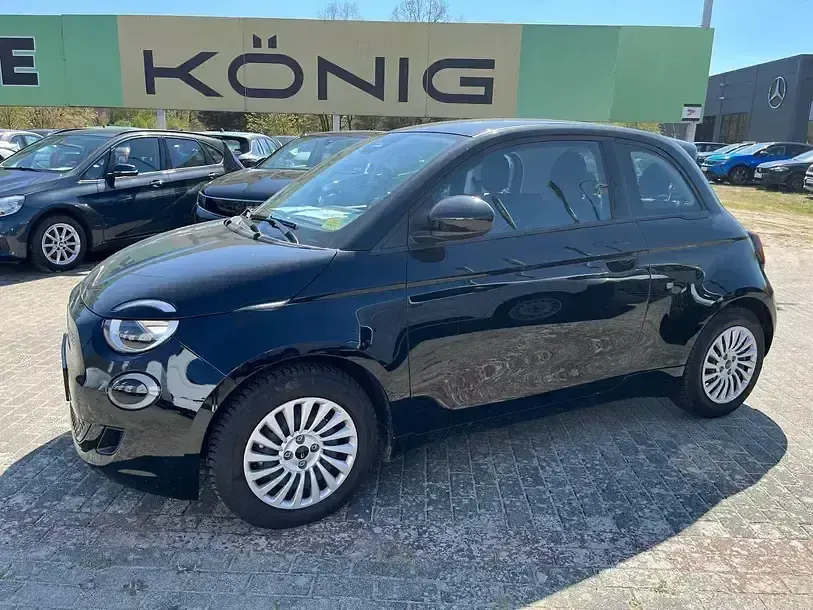 Gebraucht Fiat 500e Icon 86 kW (118 PS) 2023 Schwarz Limousine