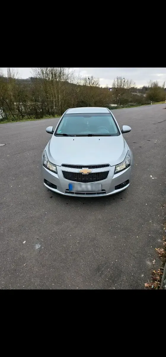 Gebraucht Chevrolet Cruze 163 PS (119 kW) 2012 Silber Limousine
