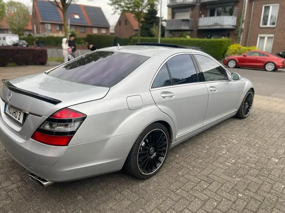 Gebraucht Mercedes S500L 2007 Silber Limousine