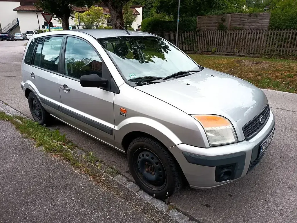 Gebraucht Ford Fusion 68 PS (50 kW) 2006 Silber Kleinwagen