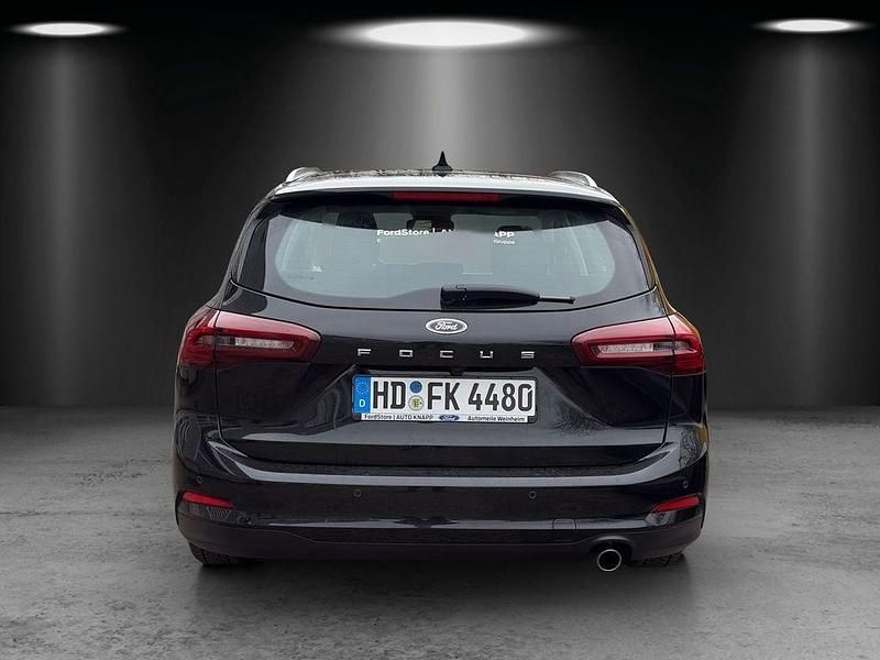 Gebraucht Ford Focus Titanium 125 PS (91 kW) 2025 Frostweiß Kombi