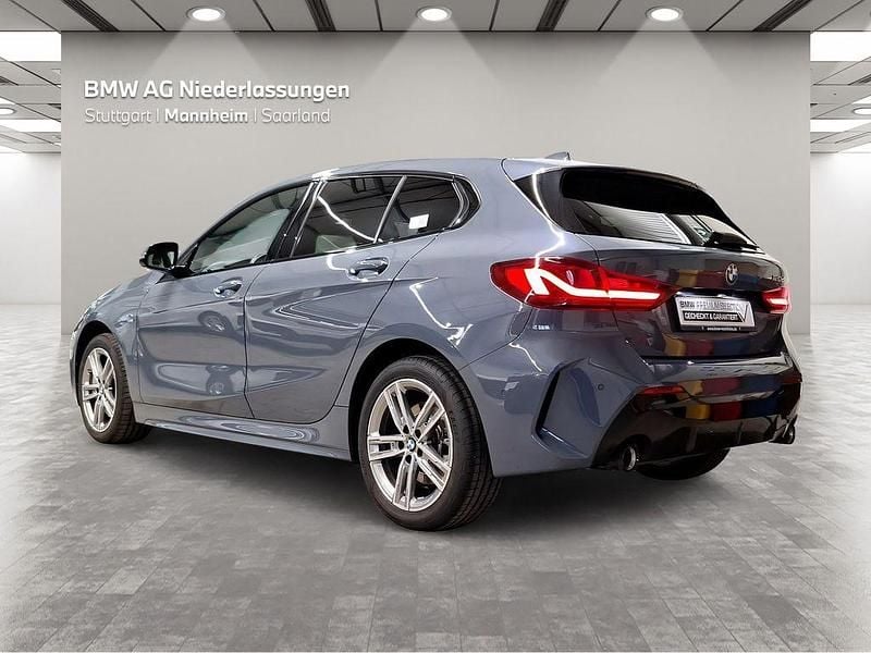 Gebraucht BMW 120 M Sport 190 PS (139 kW) 2023 Grau Kleinwagen