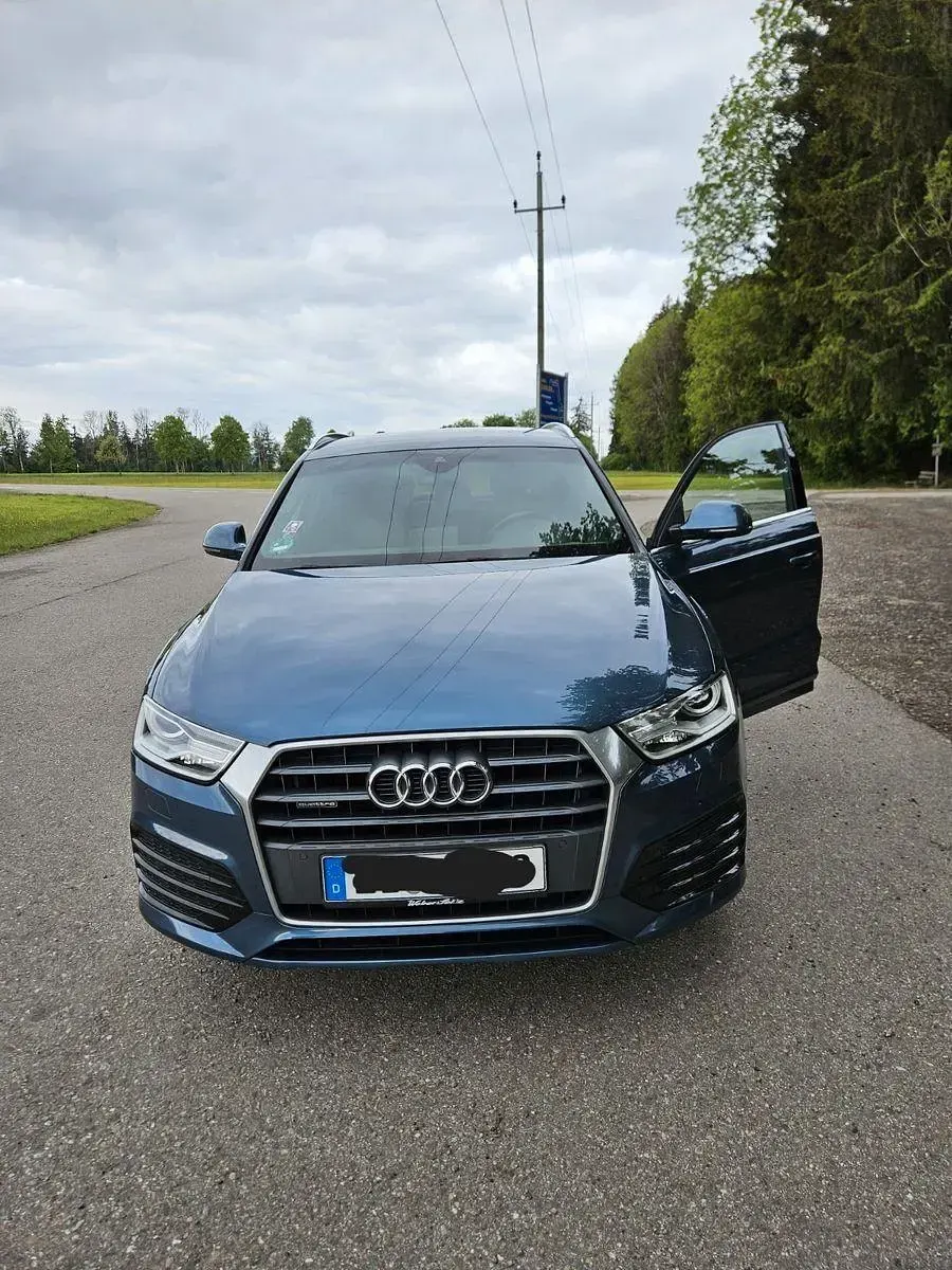 Gebraucht Audi Q3 Sport 150 PS (110 kW) 2017 Blau SUV