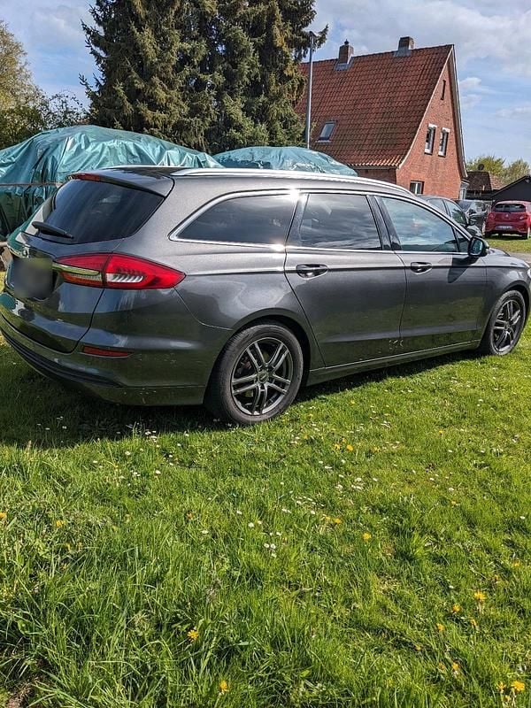 Gebraucht Ford Mondeo 165 PS (121 kW) 2018 Grau Kombi