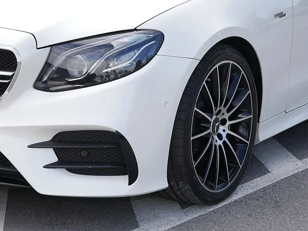 Gebraucht Mercedes E53 AMG AMG 435 PS (319 kW) 2020 Designo diamantweiß bright Coupé