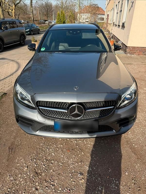 Gebraucht Mercedes C300 AMG line 245 PS (180 kW) 2019 Grau Kombi