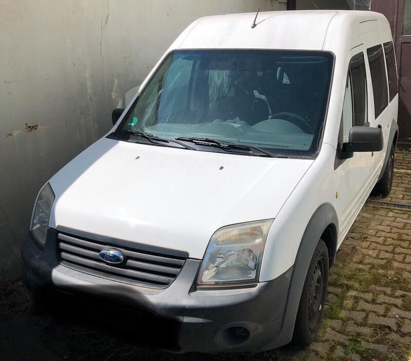 Weiß Gebraucht 2011 Ford Tourneo Van / Kleinbus | 4.299 € - Bild 1/4
