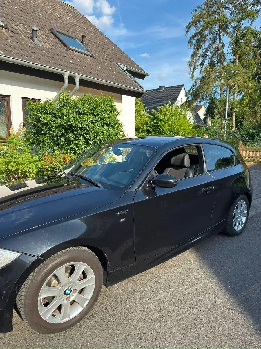 Gebraucht BMW 116 M Sport 122 PS (89 kW) 2008 Schwarz Kleinwagen
