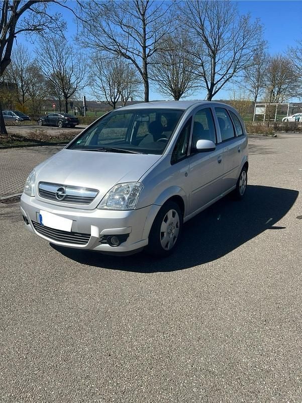 Silber Gebraucht 2007 Opel Meriva Van / Kleinbus | 1.800 € (Guter Preis) - Bild 1/4