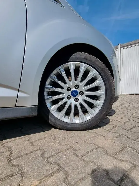 Używany Ford C-MAX Titanium 150 KM (110 kW) 2012 Srebrny Minivan