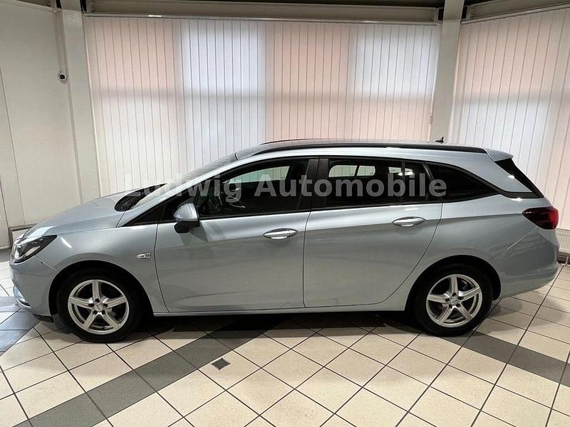 Gebraucht Opel Astra Edition 110 PS (80 kW) 2018 Silber Kombi