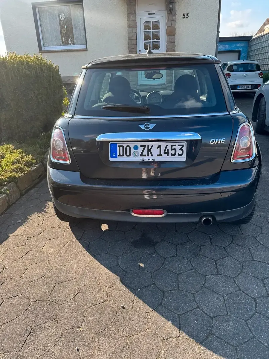 Używany Mini Cooper 120 KM (88 kW) 2007 Niebieski Hatchback