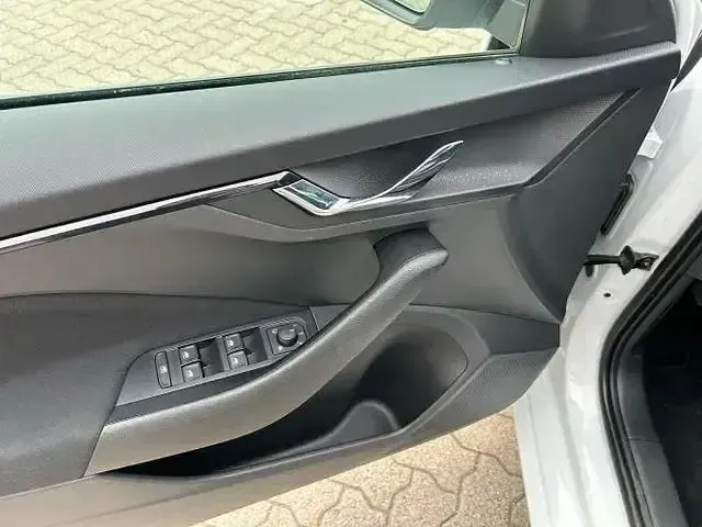 Gebraucht Skoda Scala Selection 115 PS (84 kW) 2025 Andere Kleinwagen