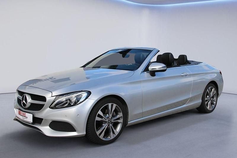 Gebraucht Mercedes C220 Edition 170 PS (125 kW) 2017 Silber Cabrio