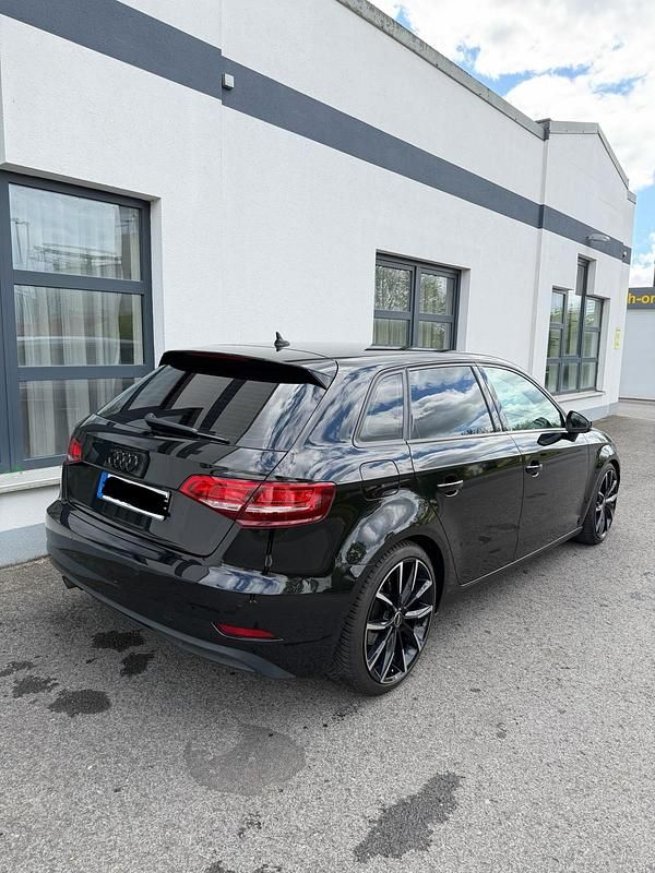 Usata Audi A3 116 CV (85 kW) 2019 Nero Berlina