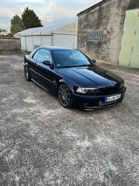 Gebraucht BMW 330 Cabriolet Shadowline 231 PS (169 kW) 2002 Blau Cabrio