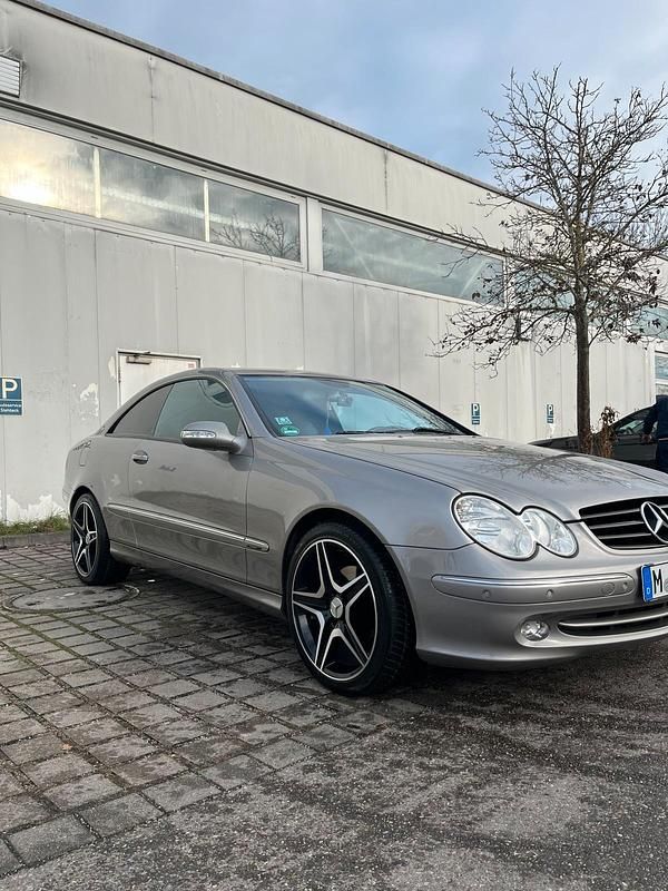 Gebraucht Mercedes CLK200 163 PS (119 kW) 2003 Beige Coupé