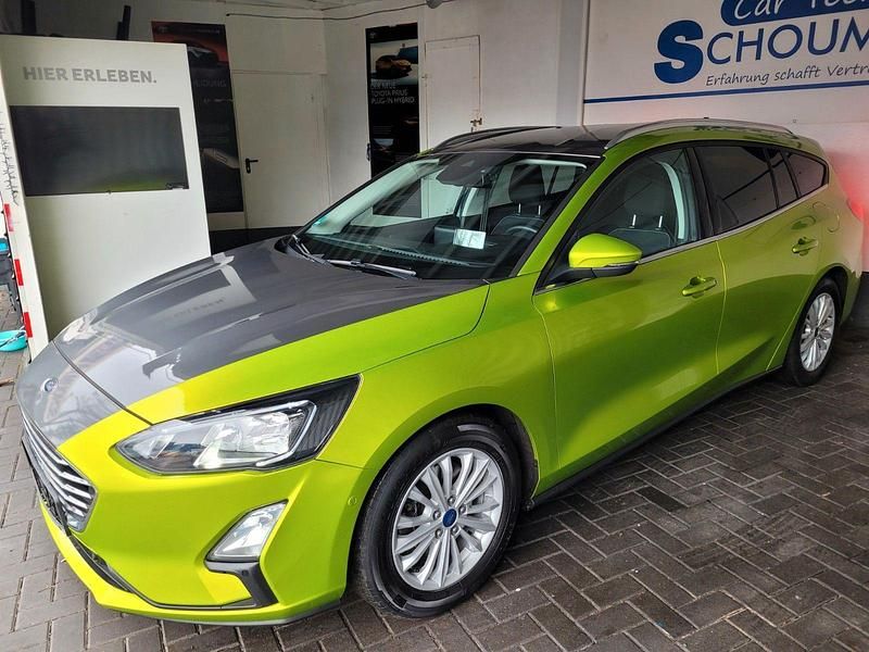 Używany Ford Focus Titanium 120 KM (88 kW) 2020 Niebieski Kombi