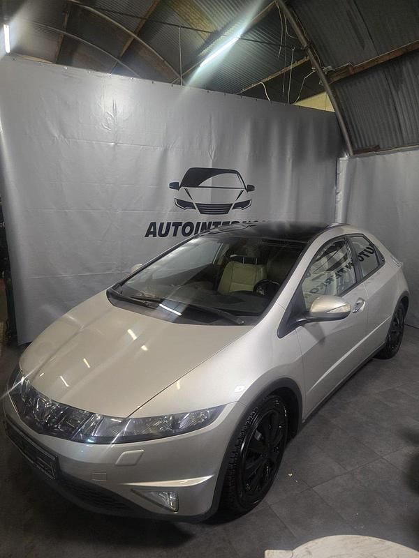 Gebraucht Honda Civic 140 PS (102 kW) 2007 Grau Limousine