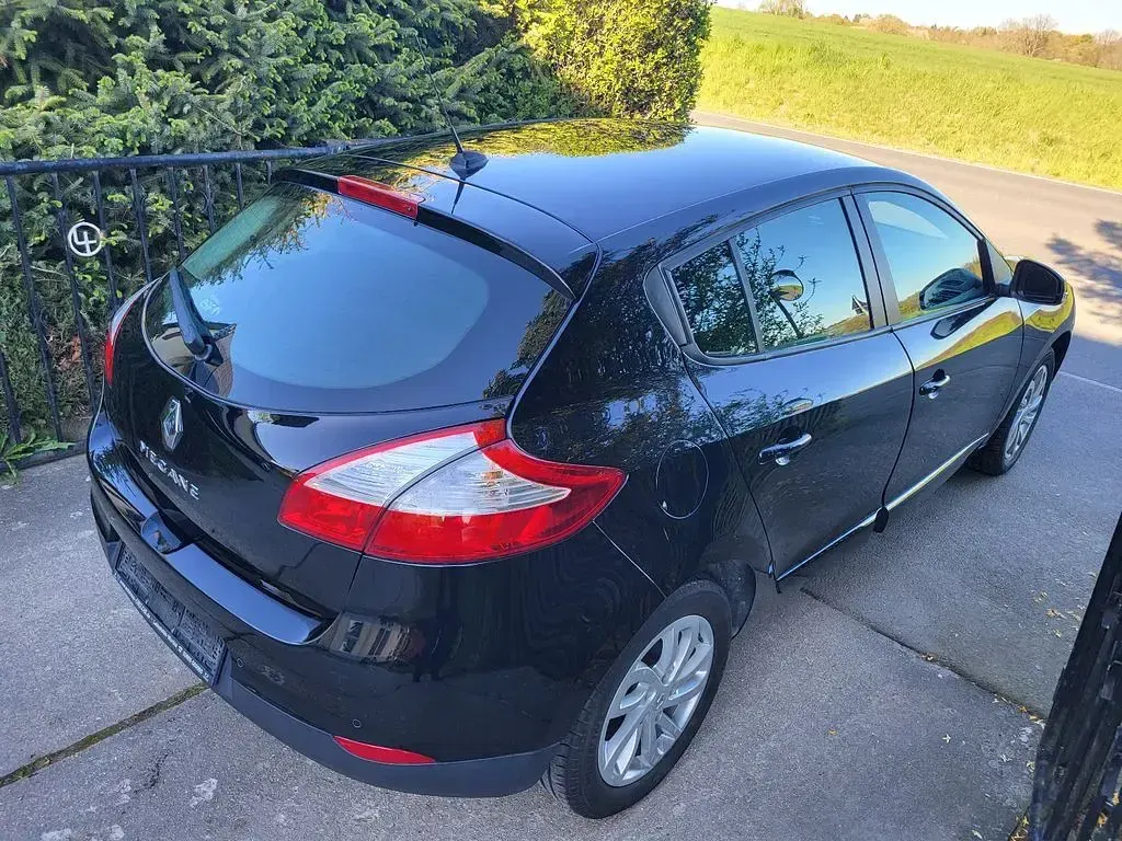 Gebraucht Renault Mégane III Initiale Paris 110 PS (80 kW) 2014 Schwarz Limousine