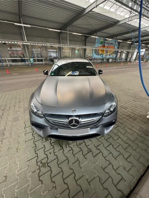 Grau Gebraucht 2018 Mercedes E63S AMG Kombi | 45.000 € (Fairer Preis) - Bild 1/4