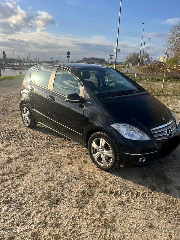 Gebraucht Mercedes A160 95 PS (69 kW) 2010 Schwarz Van / Kleinbus