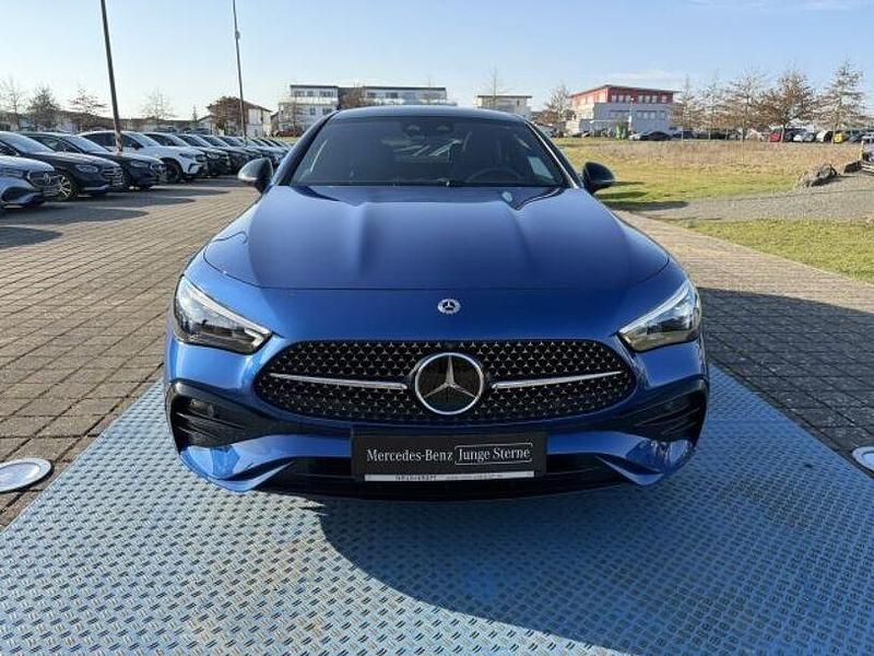 Gebraucht Mercedes CLE200 AMG 204 PS (150 kW) 2024 Blau Coupé