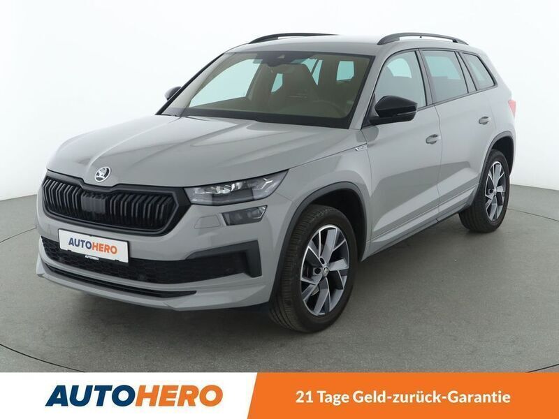 Grau Gebraucht 2022 Skoda Kodiaq SportLine SUV | 36.990 € (Teuer) - Bild 1/3