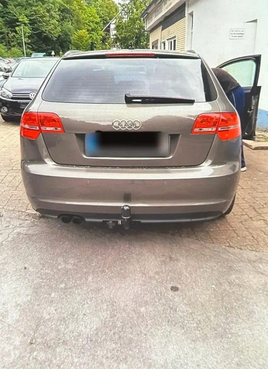 Gebraucht Audi A3 125 PS (91 kW) 2011 Grau Kleinwagen