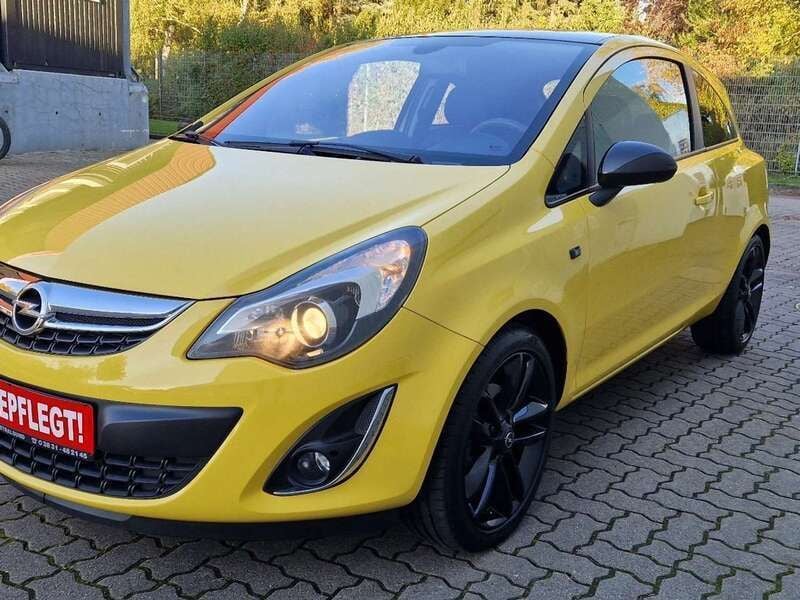 Sunny melon Gebraucht 2012 Opel Corsa Color Edition Kleinwagen | 7.590 € (Teuer) - Bild 1/4