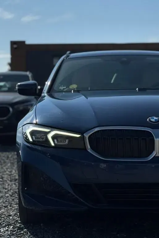 Gebraucht BMW 320 Shadowline 190 PS (139 kW) 2022 Blau Kombi