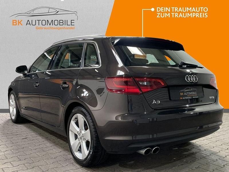 Gebraucht Audi A3 Ambition 125 PS (91 kW) 2015 Braun Limousine