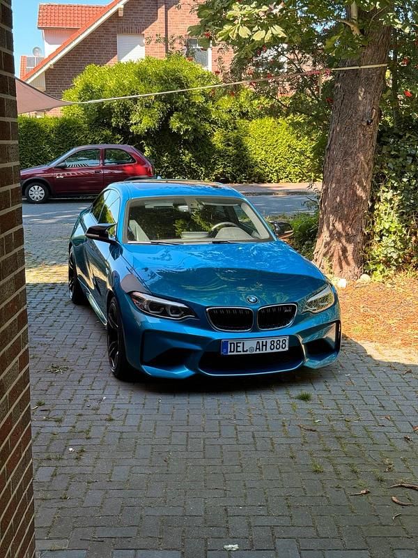 Blau Gebraucht 2017 BMW M2 Coupé | 39.500 € (Guter Preis) - Bild 1/4