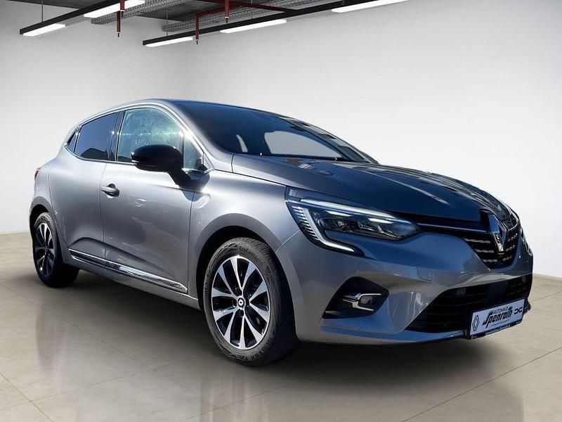 Gebraucht Renault Clio V Techno 91 PS (66 kW) 2023 Grau Limousine
