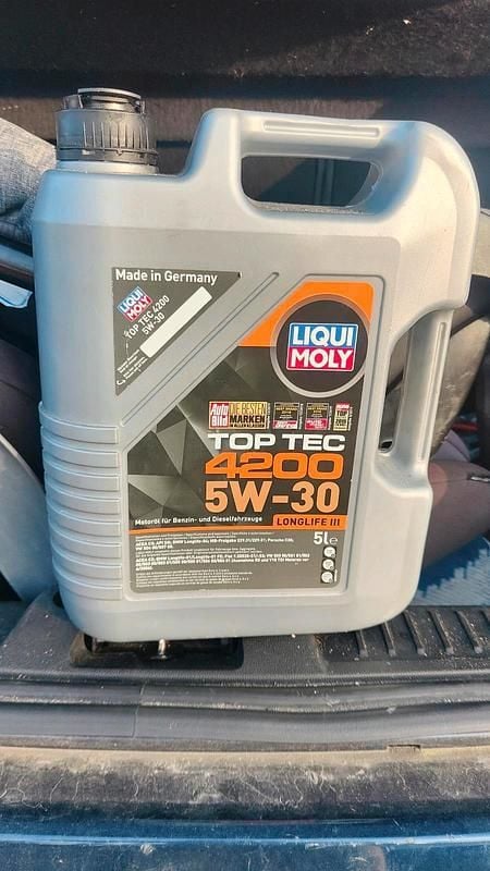 Grau Gebraucht 2012 Ford Fiesta Kleinwagen | 2.900 € (Guter Preis) - Bild 1/4