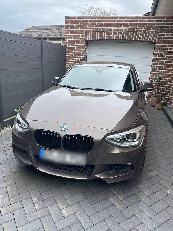 Braun Gebraucht 2014 BMW 118 M Sport Kleinwagen | 11.000 € (Etwas zu teuer) - Bild 1/1