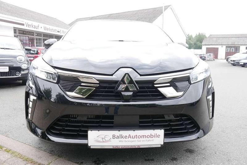 Gebraucht Mitsubishi Colt Select 91 PS (66 kW) 2024 Onyx schwarz metallic Kleinwagen