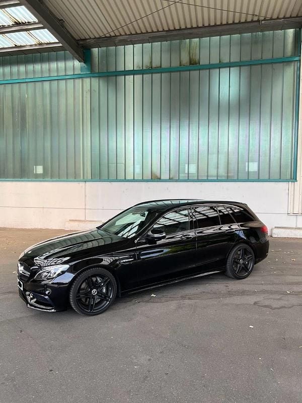 Schwarz Gebraucht 2016 Mercedes C63 AMG AMG Kombi | 36.500 € (Guter Preis) - Bild 1/4