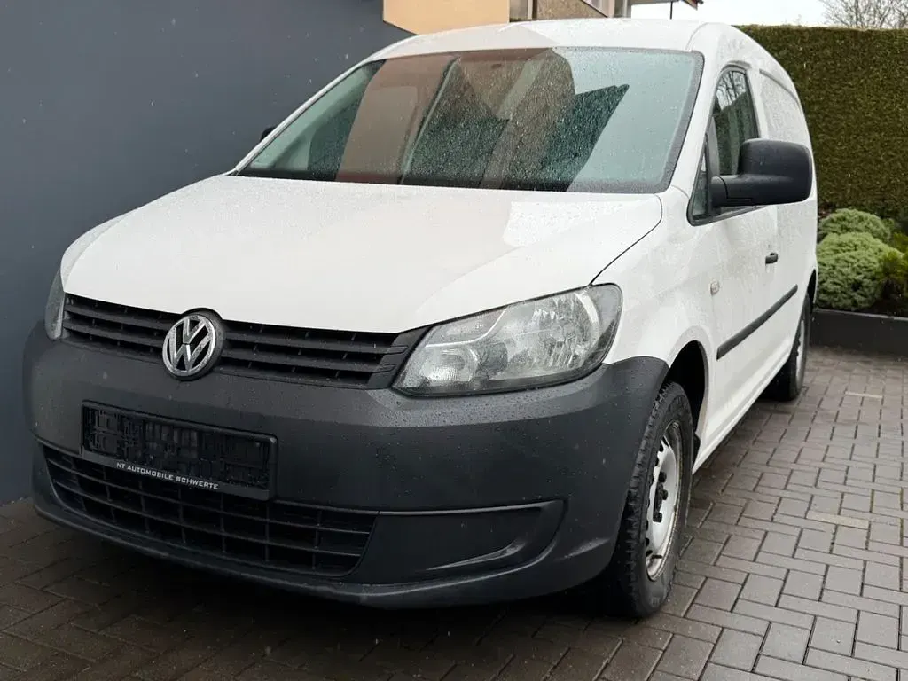 Usado VW Caddy 102 HP (75 kW) 2013 Branco Monovolume