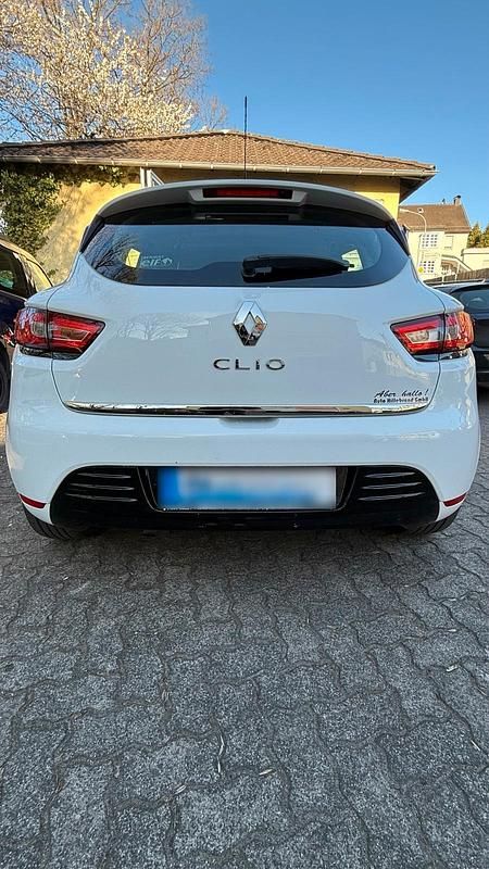 Gebraucht Renault Clio IV 76 PS (55 kW) 2018 Weiß Kleinwagen